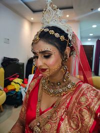 review-Meenakshi Dutt Makeovers