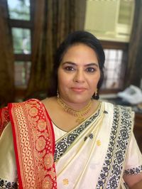 review-Makeup by Somya