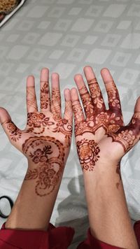 review-image-1-Sadia Ali Mehandi Artist