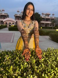 review-image-0-Red Wings Mehendi 