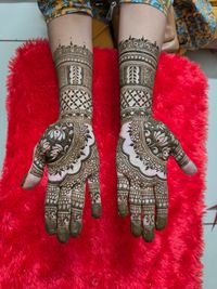 review-image-0-Shivani Mehndi Art