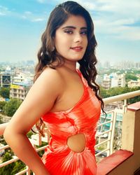 review-Makeover by Vanshika Seth