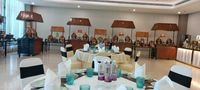 review-The Club, International City