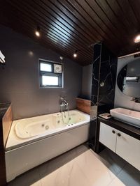 review-Pleasant Tree Hotels