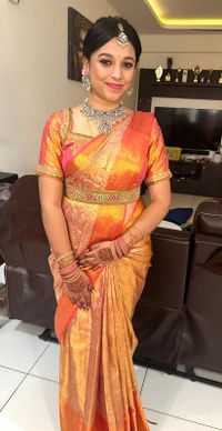 review-image-2-Makeovers by Sudhanatesh
