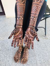 review-image-3-Sabu Mehndi Art