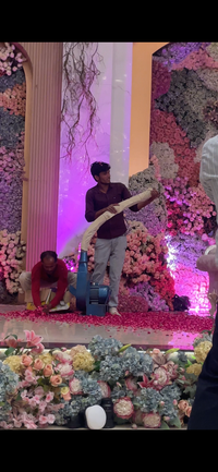 review-Vardaan Grand At Gymkhana Club II