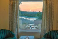 review-River Heritage Resort