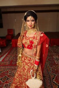 review-Poonam Rawat Makeovers