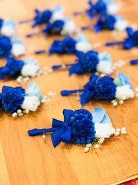 review-Wraps&Bows