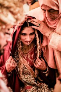 review-Blushing Bride