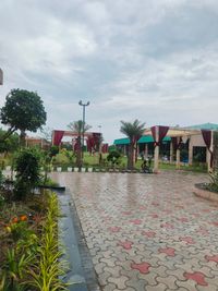 review-Palm Tree Resort & Banquet