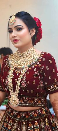 review-Lakmé Salon Saguna