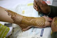 review-Abhishek Mehandi Art 
