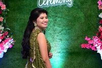 review-DyeGlam Salon