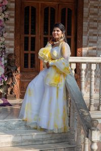 review-DyeGlam Salon