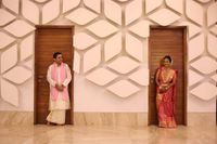 review-The Moment by Foram