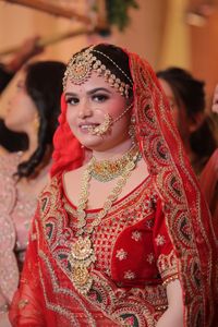 review-Parul Garg Makeup Artist