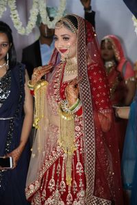 review-Parul Garg Makeup Artist