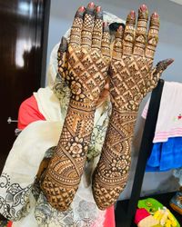 review-Ravi Mehandi Art