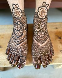 review-Ravi Mehandi Art