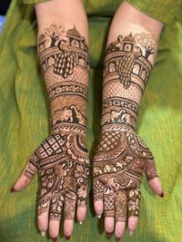 review-image-1-Ravi Mehandi Art