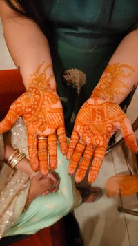 review-Ravi Mehandi Art