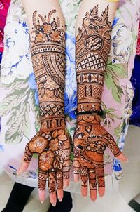 review-Ravi Mehandi Art