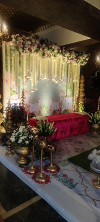 review-The Glitttering Arc