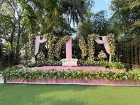 review-The Glitttering Arc