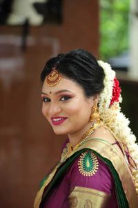 review-Artistry by Priya Baliga