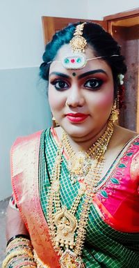review-Makeup by Shobana