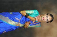 review-Aura by Tama Debb