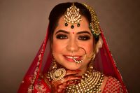 review-Hair and Makeup by Yashika