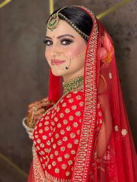 review-Hair and Makeup by Yashika
