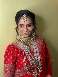 review-Makeup by Naina Goel