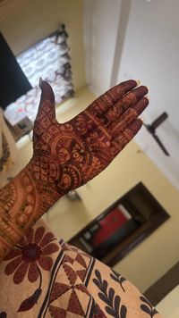 review-Ameena Mehendi Artist