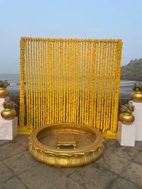 review-Weddings by Fergie