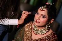 review-Simran Makeoverz