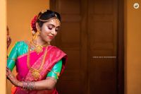 review-GanaKaaviya
