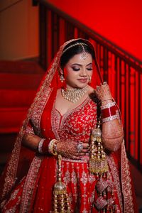 review-Aastha Sidana Makeup