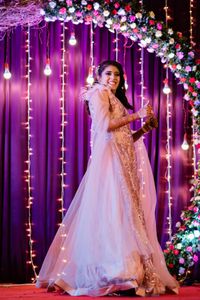 review-Alpa Adwani