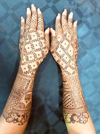review-Mehandi by Isha