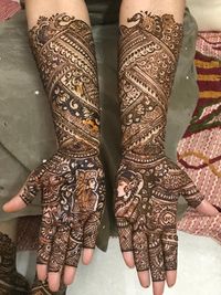 review-Javeriya Ayesha Mehndi Artist
