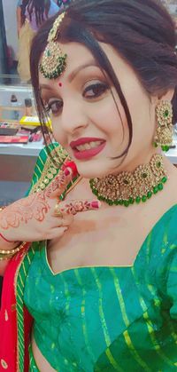 review-Makeup by Riya