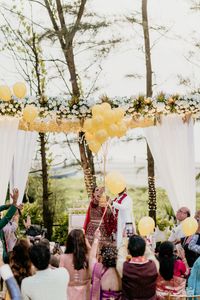 review-The Wedding Diaries
