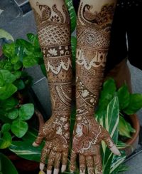 review-Monu Gupta Mehandi Art