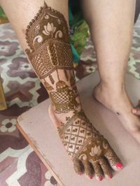 review-Monu Gupta Mehandi Art
