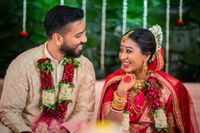 review-Knotty Relations