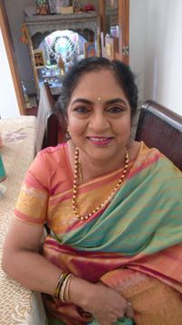 review-Makeup by Suhasini Shinde